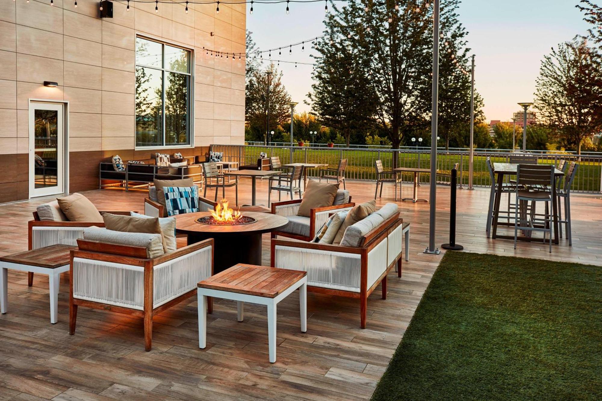 Ac Hotel By Marriott Cincinnati At The Banks Kültér fotó
